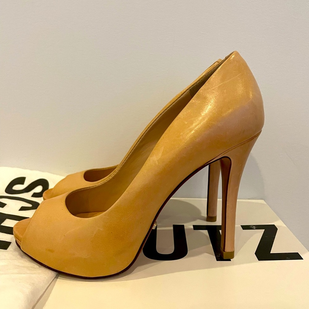 Schutz high heel pumps